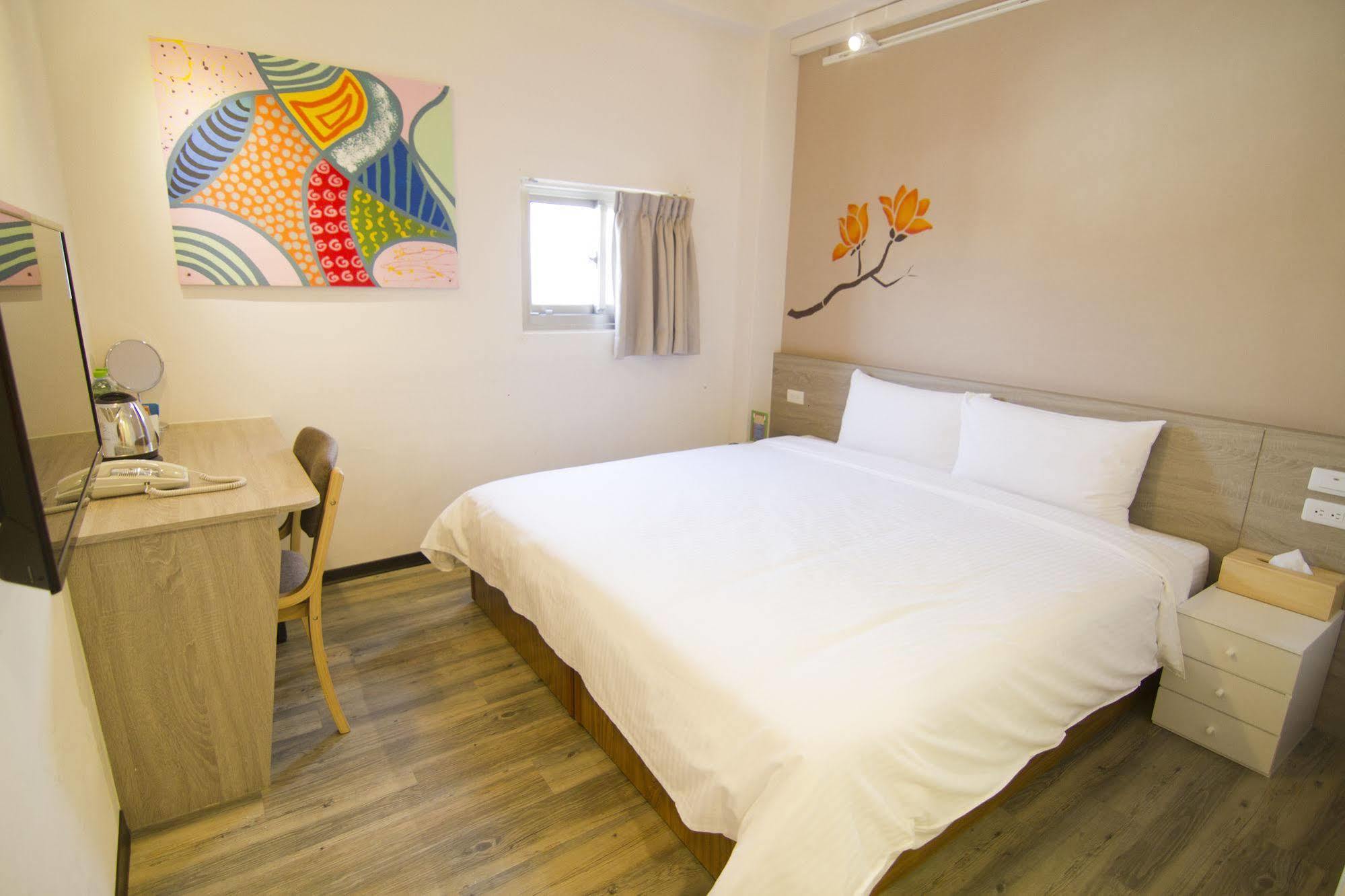 Uno Backpackers Inn Kaohsiung Exterior foto